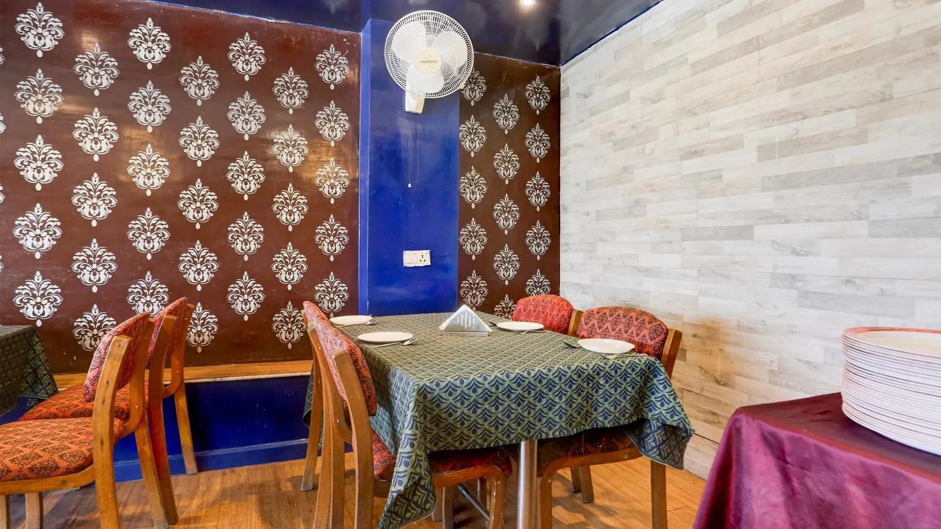 Hotel Super Townhouse Fateh Sagar Formerly Vatika Inn Udaipur